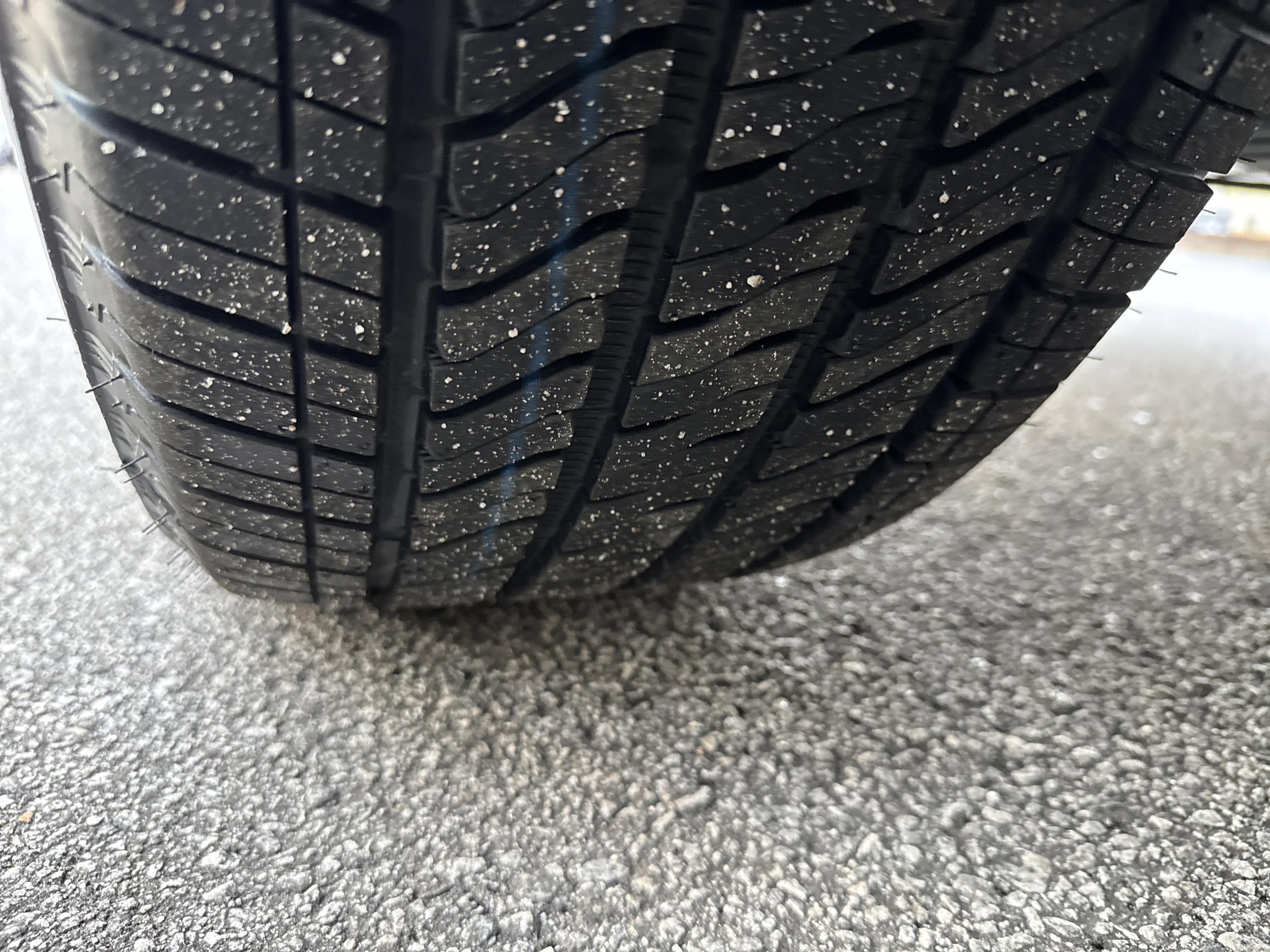 GMC Sierra 1500 Denali Four Wheel Drive Crew Cab - Thumbnail 11