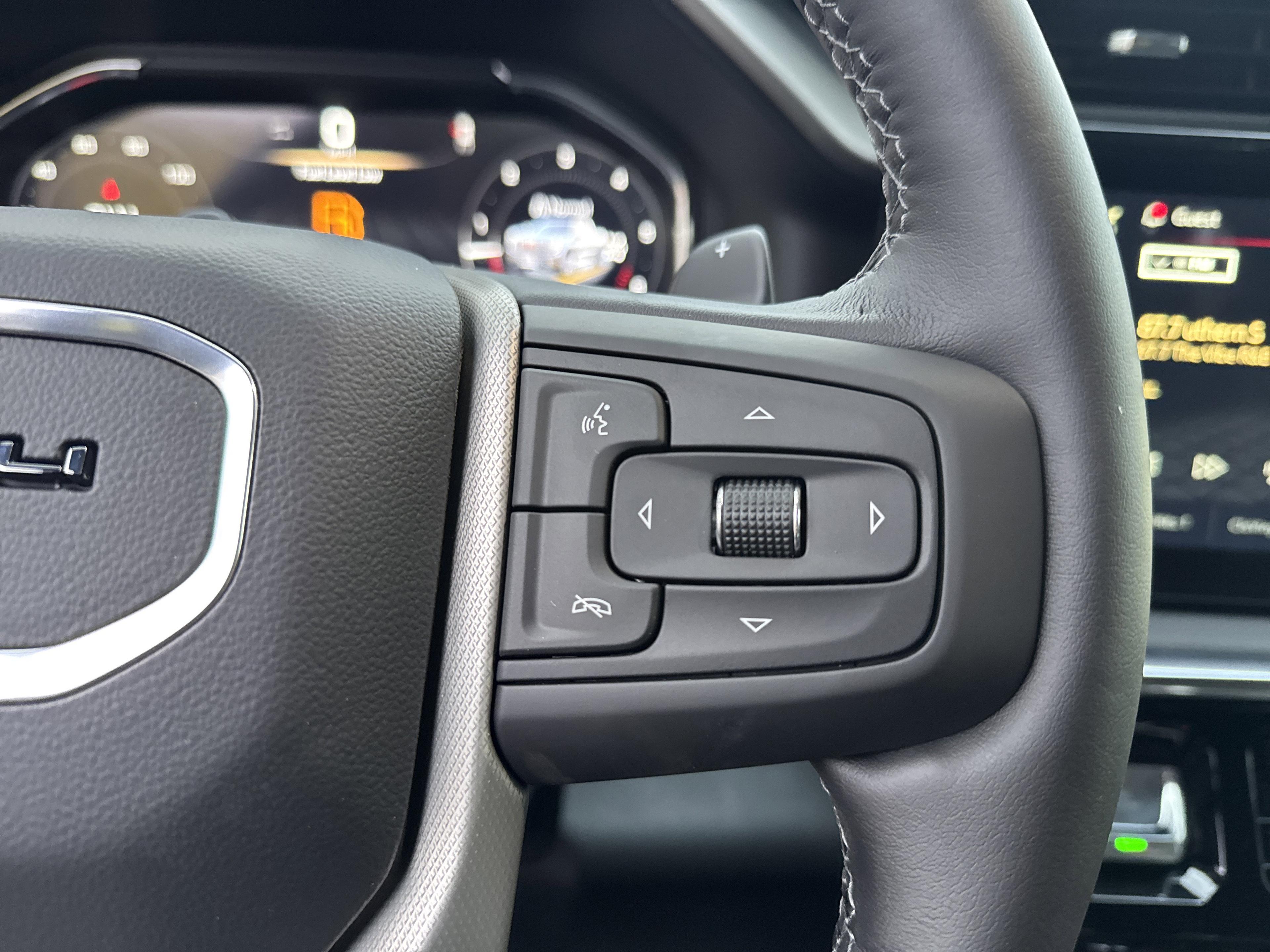 GMC Sierra 1500 Denali Four Wheel Drive Crew Cab - Thumbnail 19