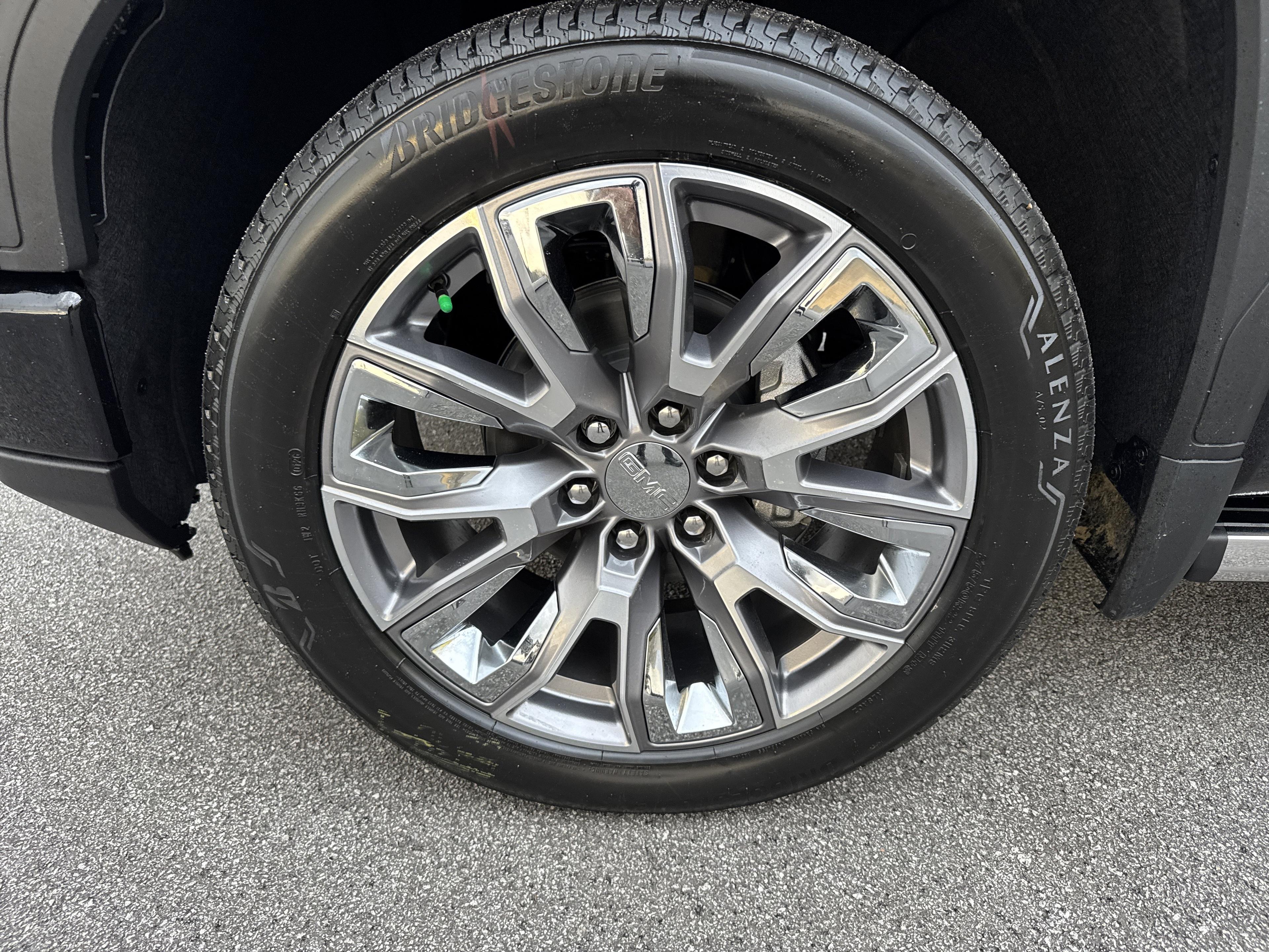 GMC Sierra 1500 Denali Four Wheel Drive Crew Cab - Thumbnail 12