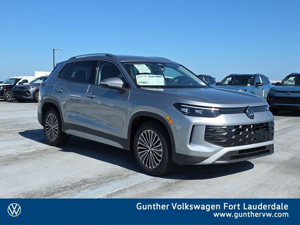 Volkswagen Tiguan 2.0T S - Thumbnail 2