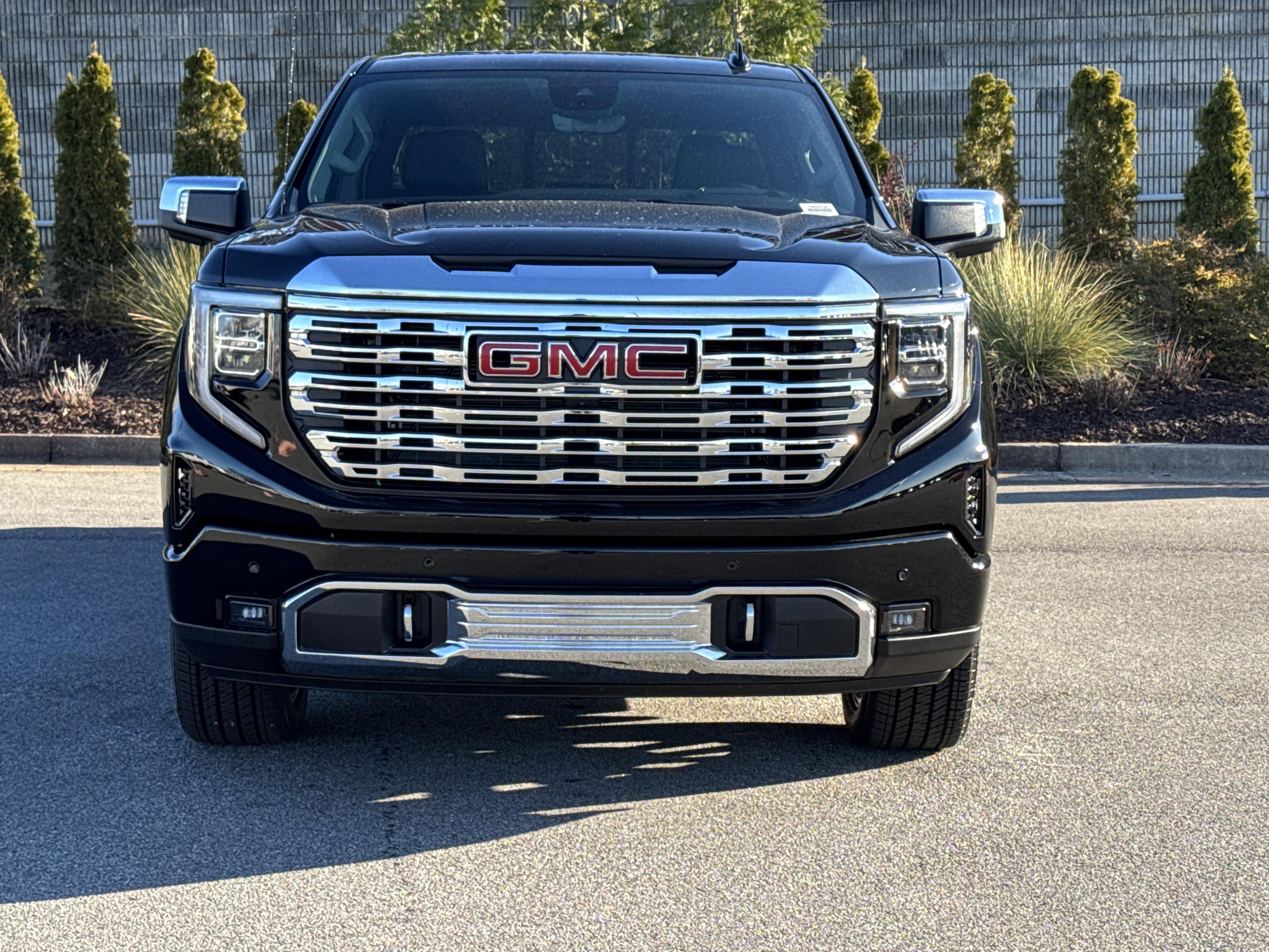 GMC Sierra 1500 Denali Four Wheel Drive Crew Cab - Thumbnail 2