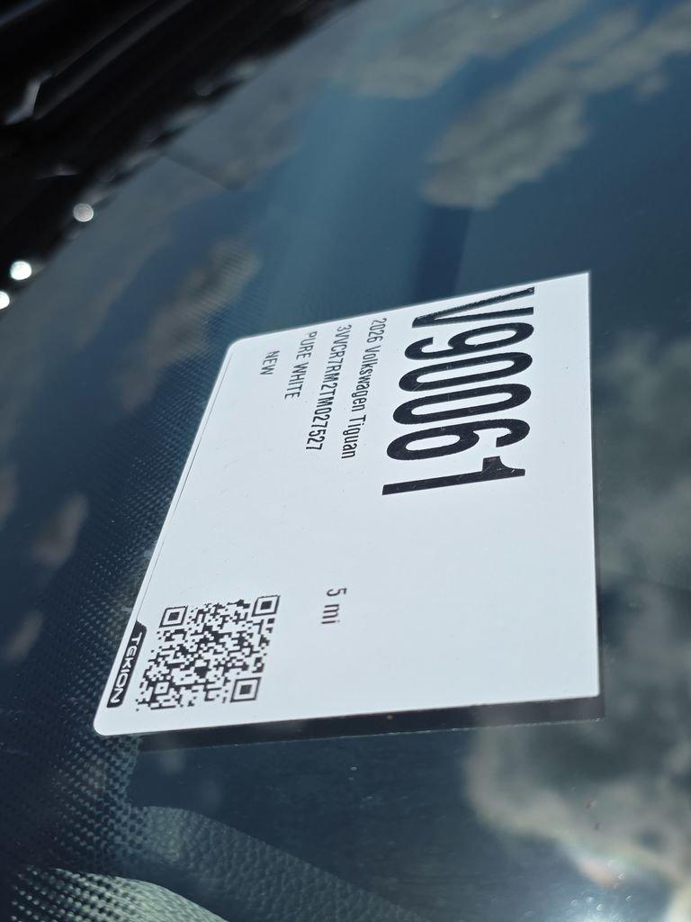 Volkswagen Tiguan 2.0T S - Thumbnail 16