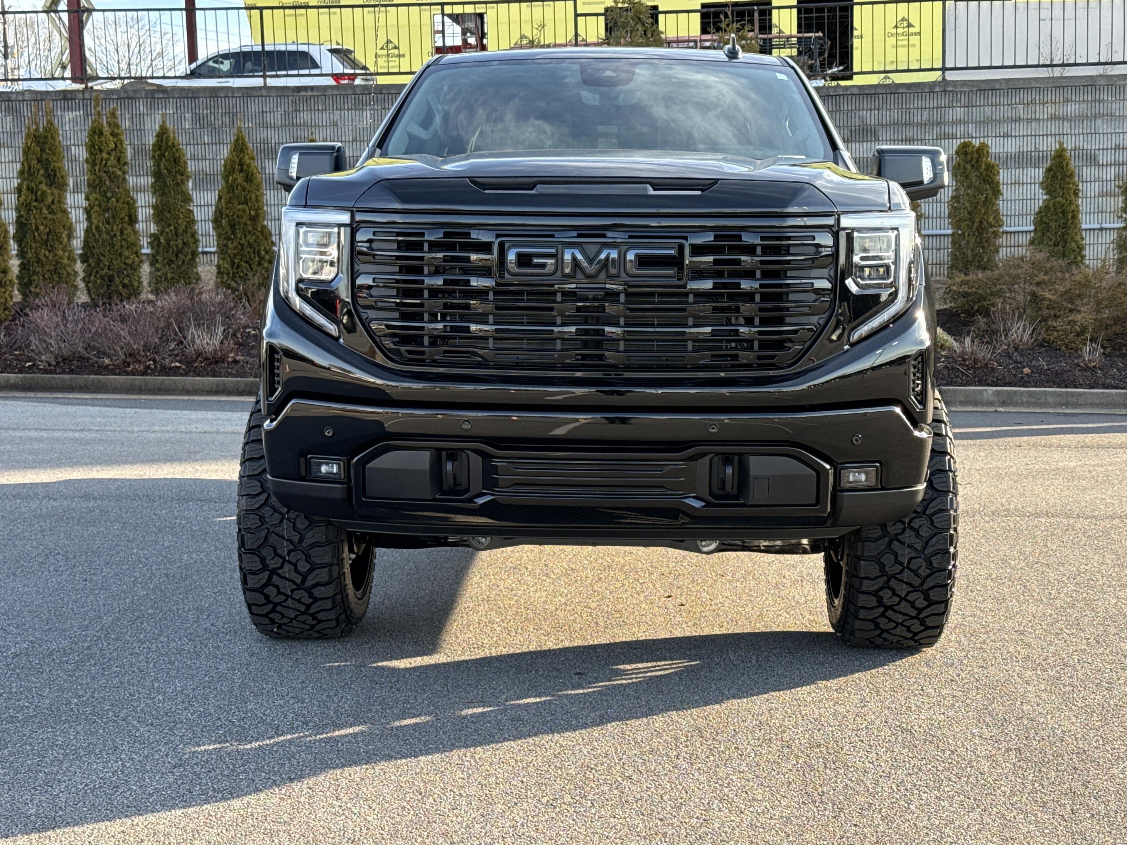 GMC Sierra 1500 Denali Four Wheel Drive Crew Cab - Thumbnail 2