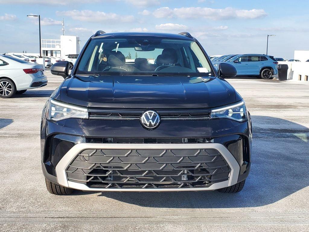 Volkswagen Taos 1.5T S - Thumbnail 3