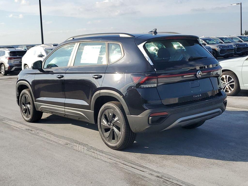 Volkswagen Taos 1.5T S - Thumbnail 5