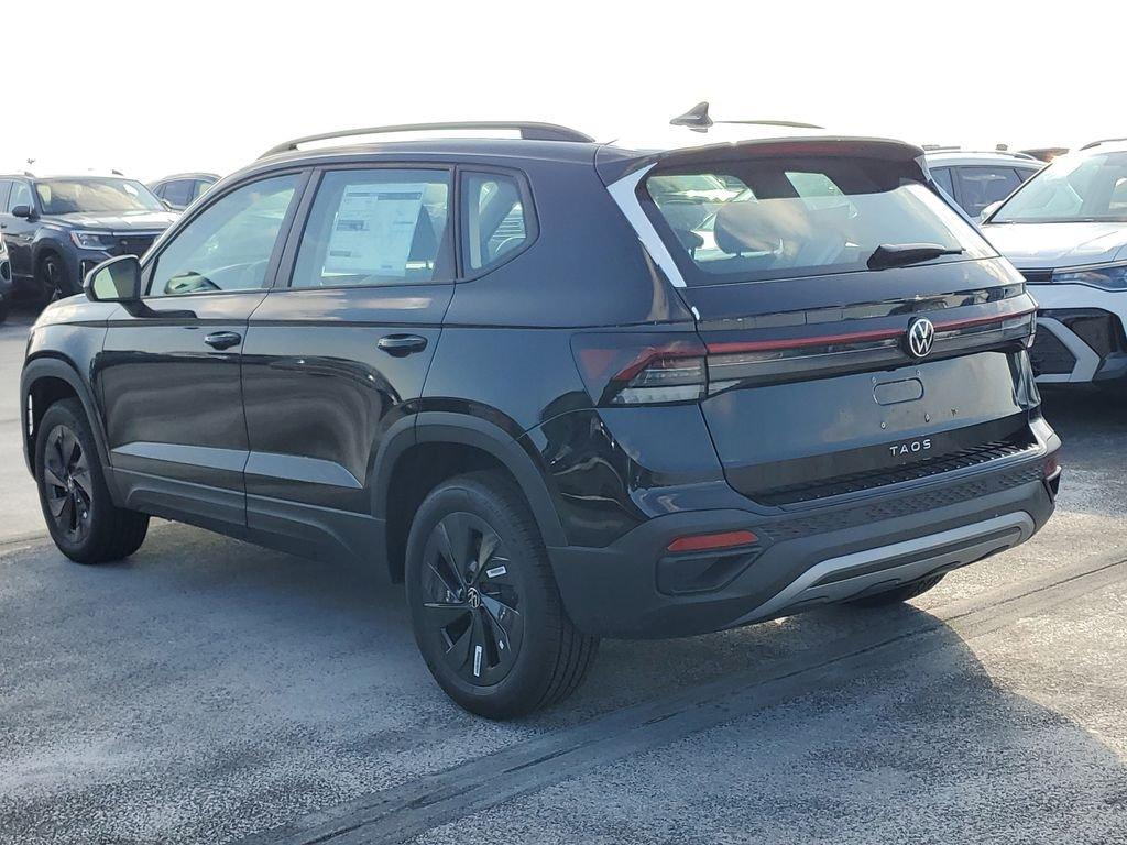 Volkswagen Taos 1.5T S - Thumbnail 5