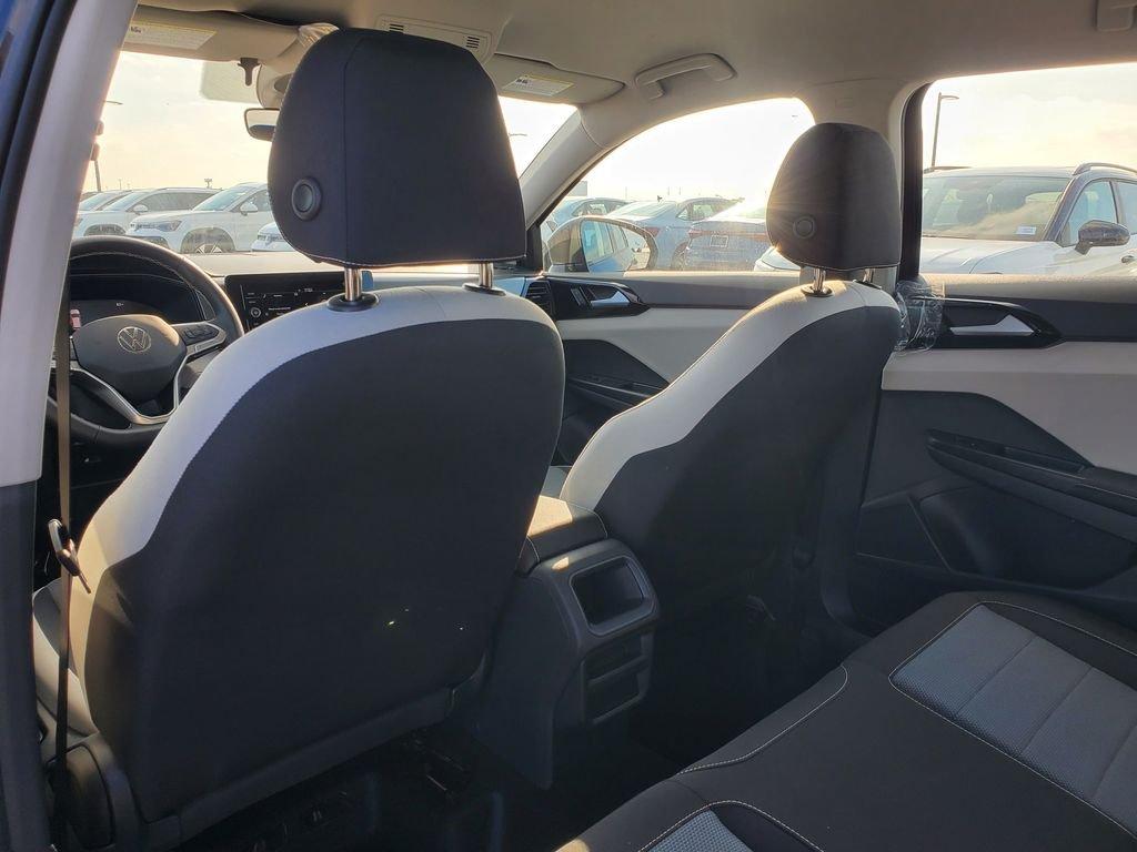 Volkswagen Taos 1.5T S - Thumbnail 9