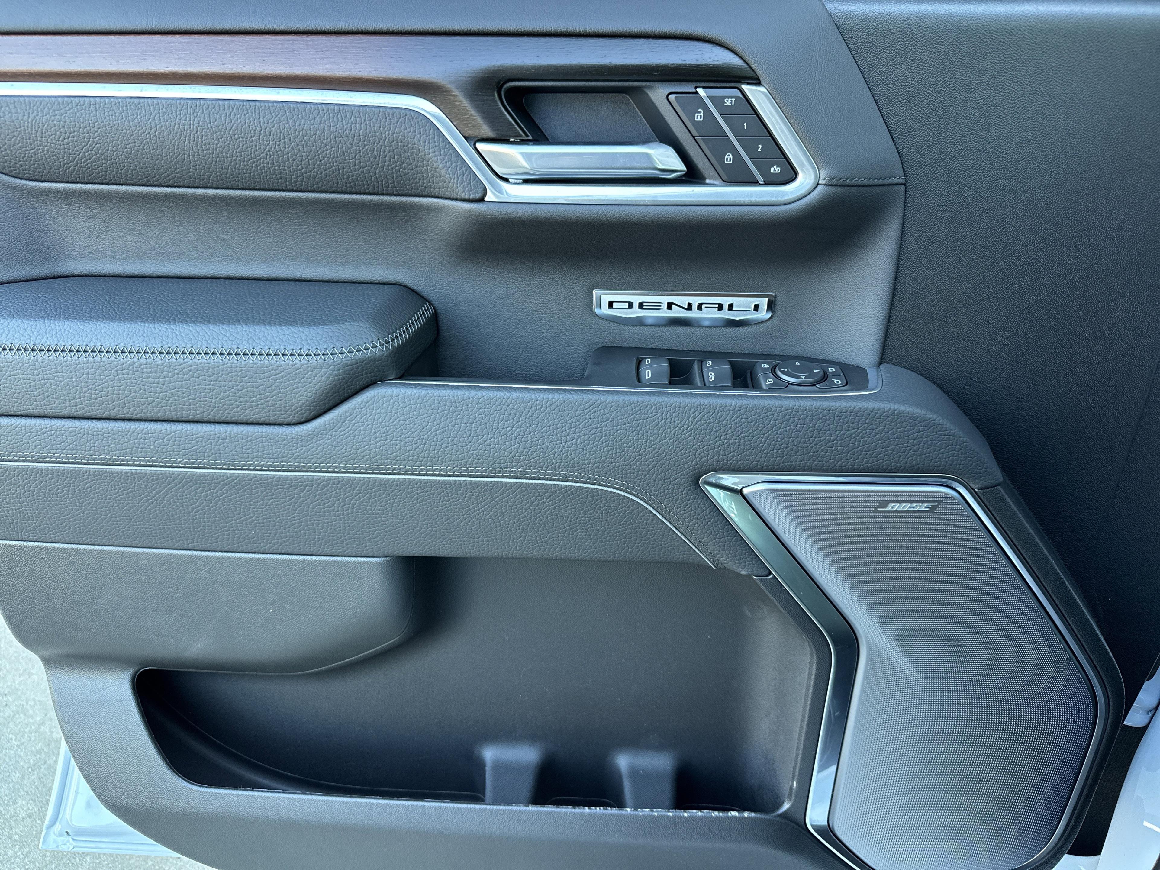GMC Sierra 1500 Denali Four Wheel Drive Crew Cab - Thumbnail 13