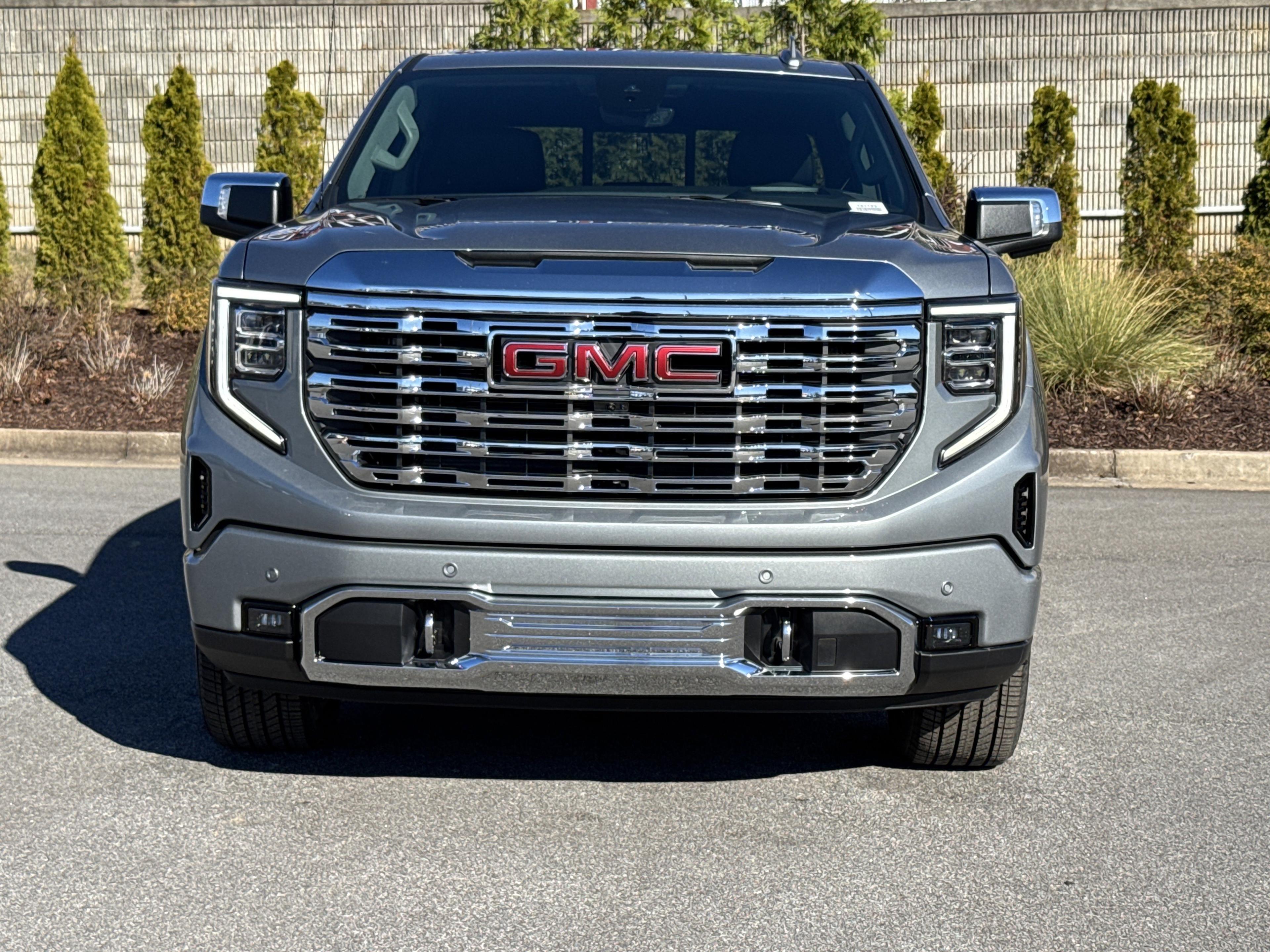 GMC Sierra 1500 Denali Four Wheel Drive Crew Cab - Thumbnail 2
