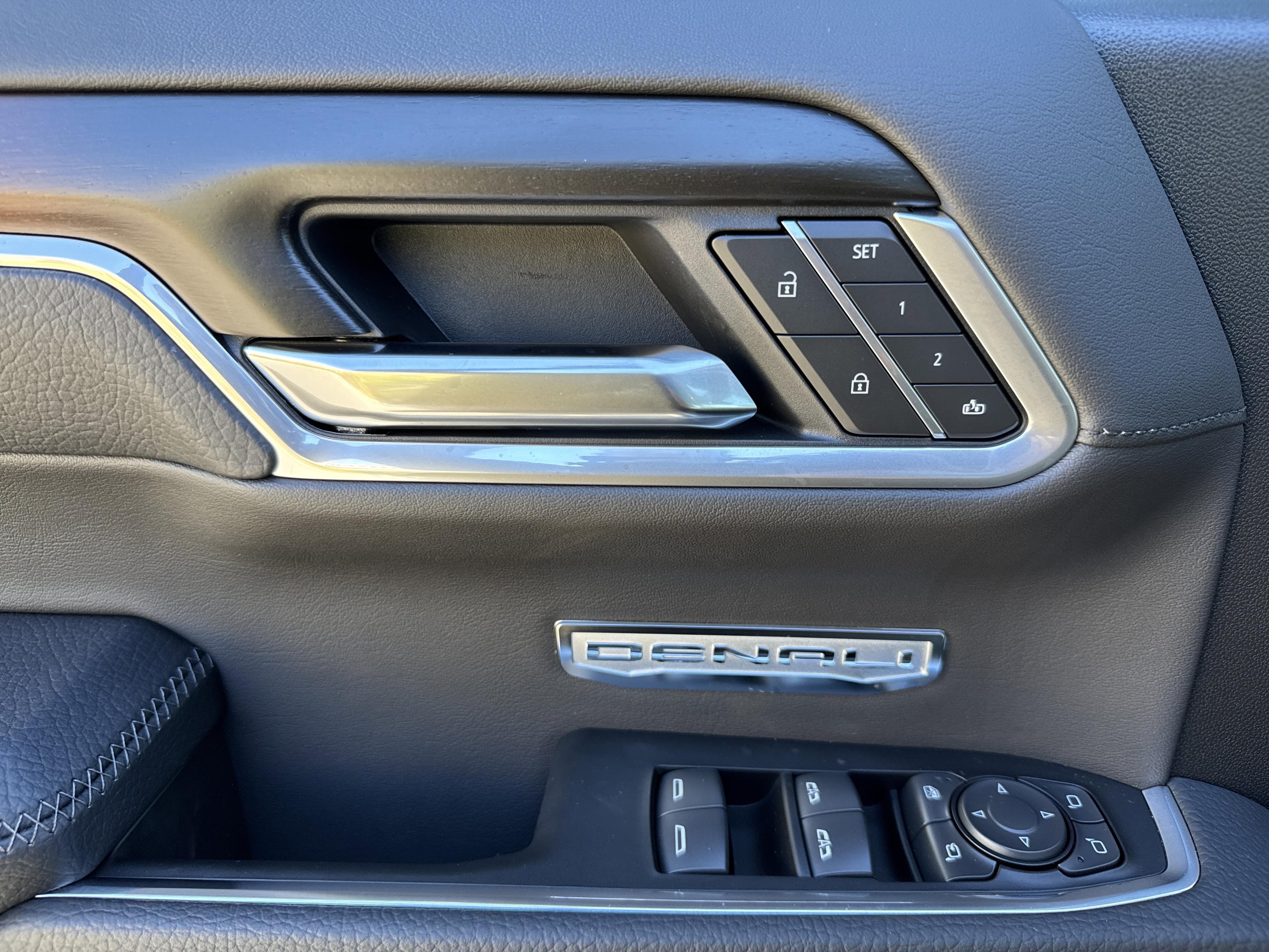 GMC Sierra 1500 Denali Four Wheel Drive Crew Cab - Thumbnail 14