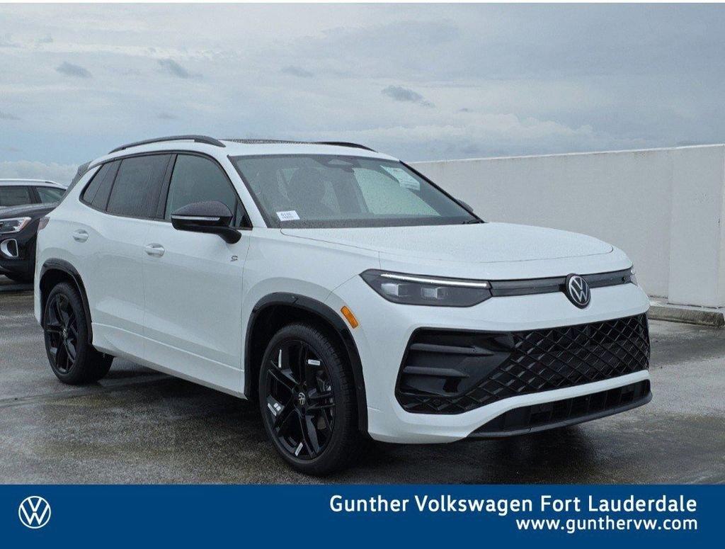 Volkswagen Tiguan 2.0T Se R-Line Black - Thumbnail 2