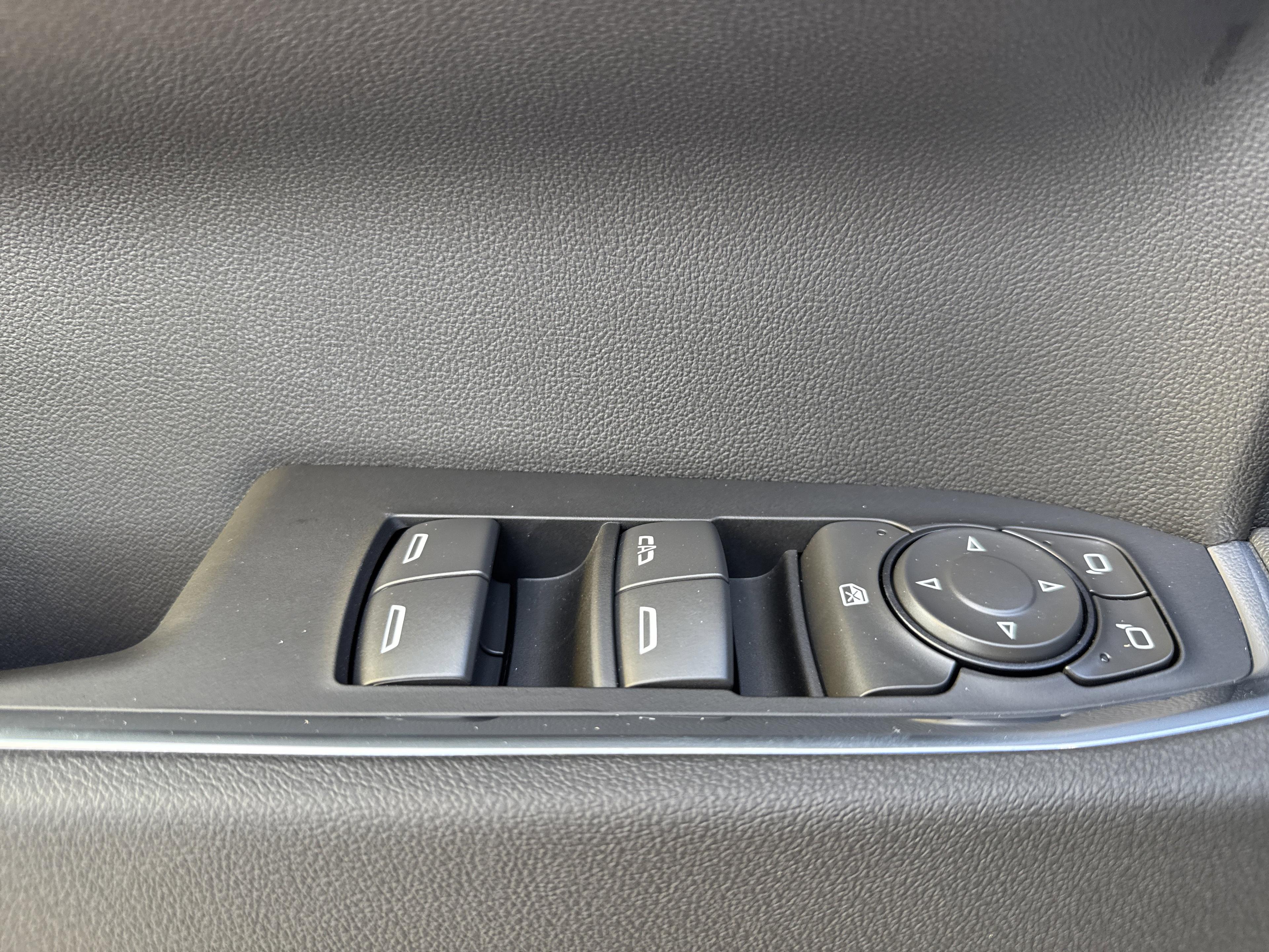 GMC Sierra 1500 Elevation Four Wheel Drive Crew Cab - Thumbnail 14