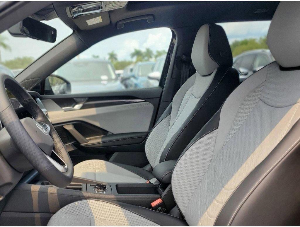 Volkswagen Tiguan 2.0T Se R-Line Black - Thumbnail 9