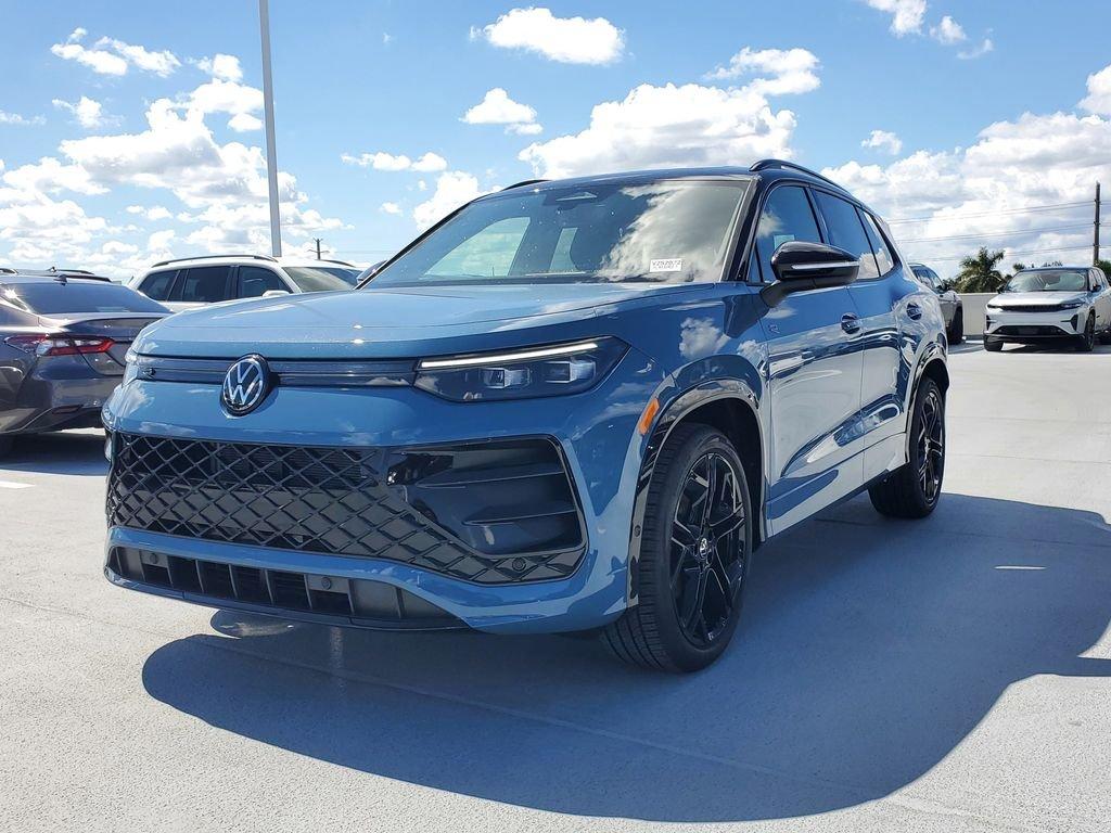 Volkswagen Tiguan 2.0T Se R-Line Black - Thumbnail 3