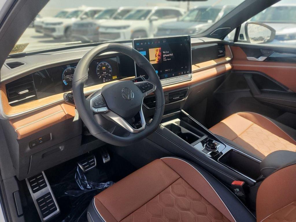 Volkswagen Tiguan 2.0T Sel R-Line Turbo With Navigation & Awd - Thumbnail 8