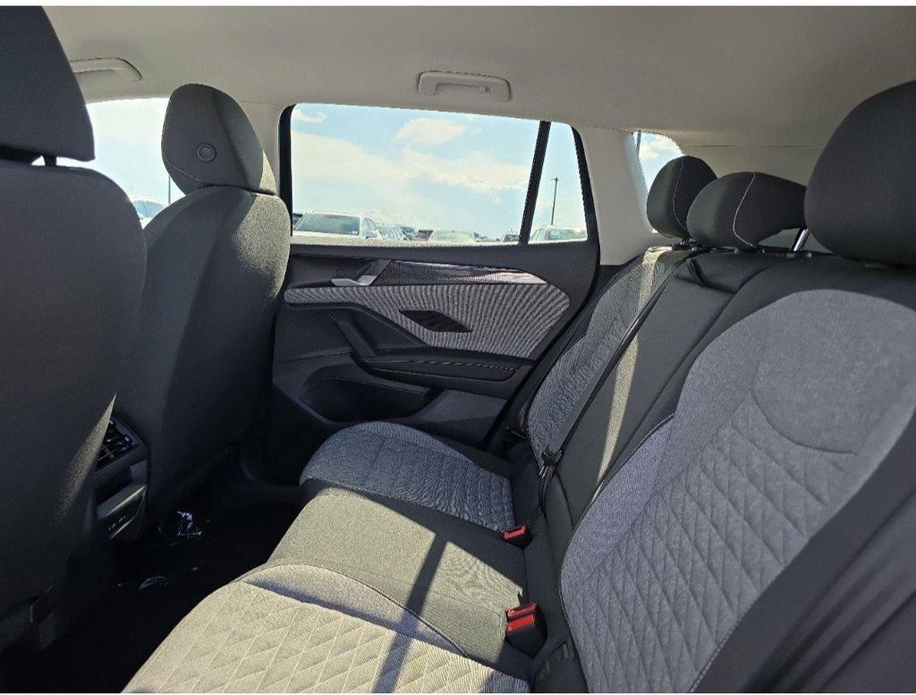 Volkswagen Tiguan 2.0T S - Thumbnail 6