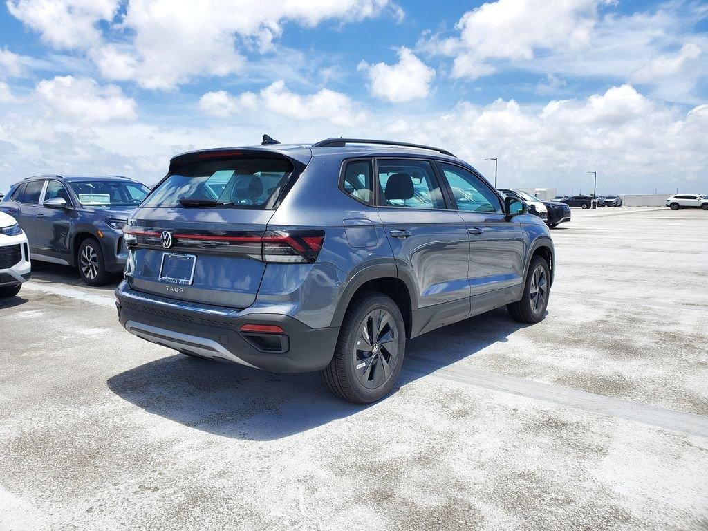 Volkswagen Taos 1.5T S - Thumbnail 5