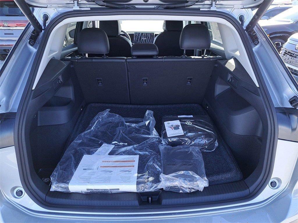 Volkswagen Tiguan 2.0T Se - Thumbnail 8