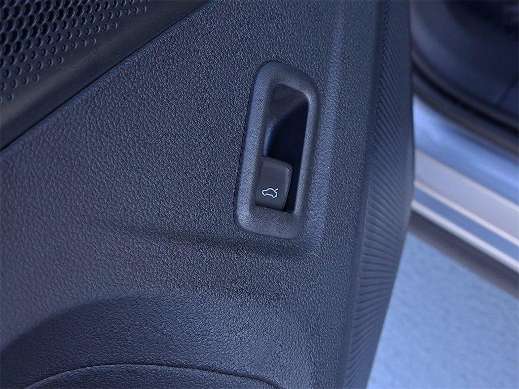 Volkswagen Tiguan 2.0T Se - Thumbnail 19