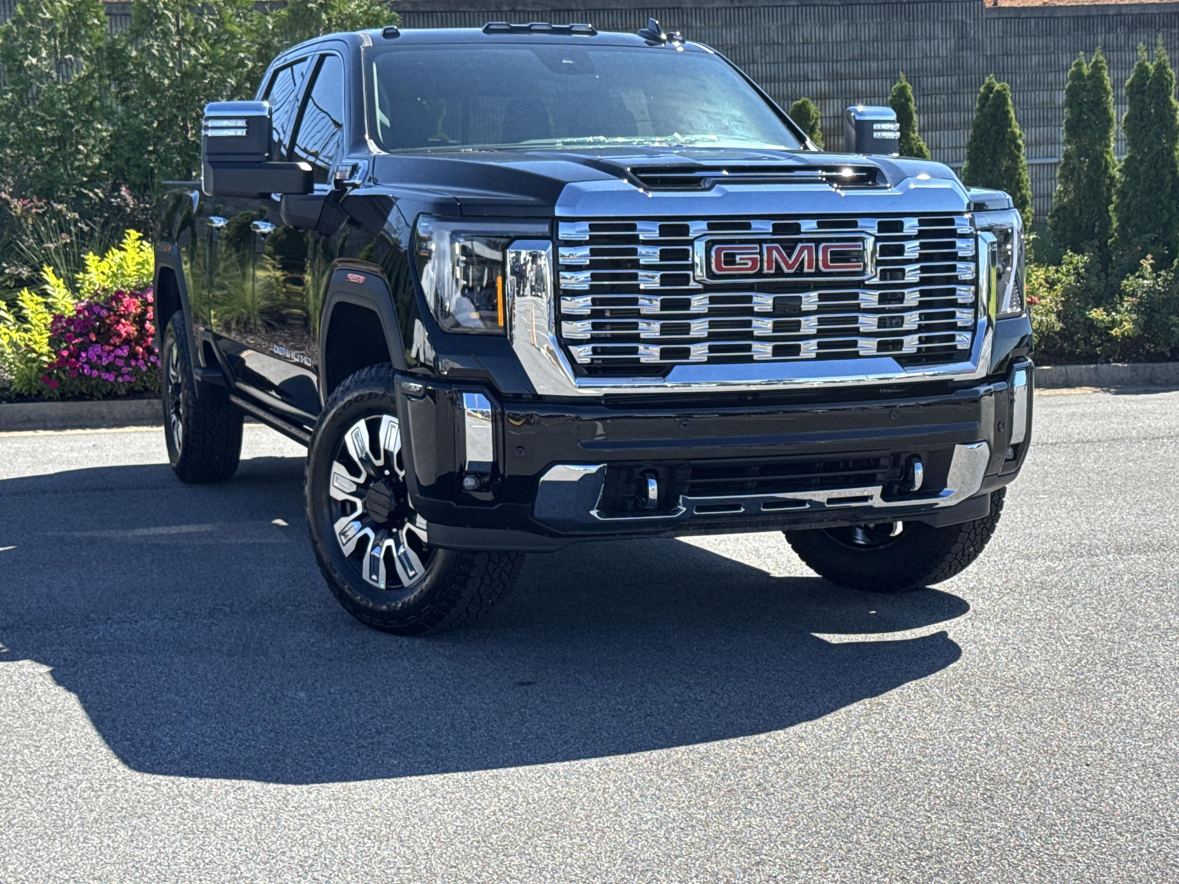 GMC Sierra 2500 Hd Denali Four Wheel Drive Crew Cab - View 1