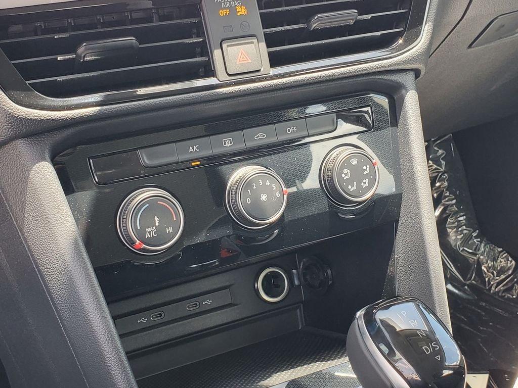 Volkswagen Taos 1.5T S - Thumbnail 13