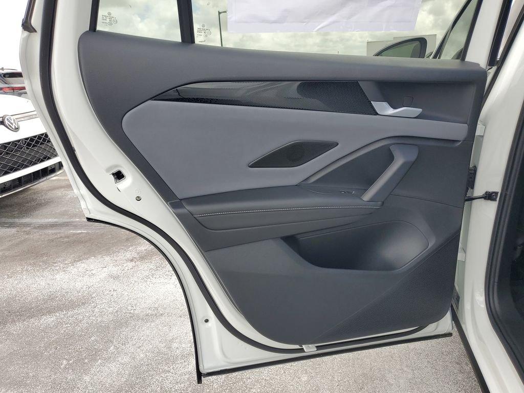 Volkswagen Tiguan 2.0T Se R-Line Black - Thumbnail 9