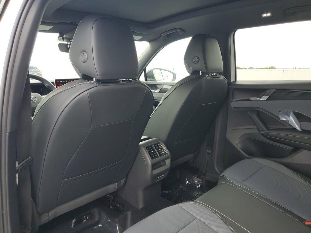 Volkswagen Tiguan 2.0T Se R-Line Black - Thumbnail 8