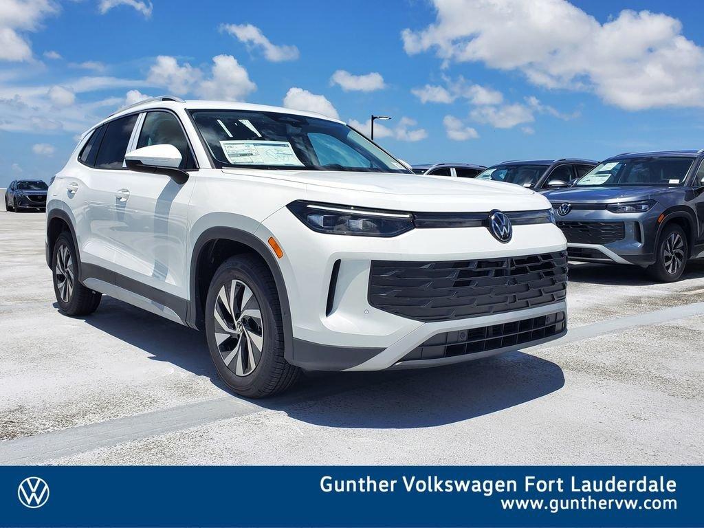 Volkswagen Tiguan 2.0T S - Thumbnail 2