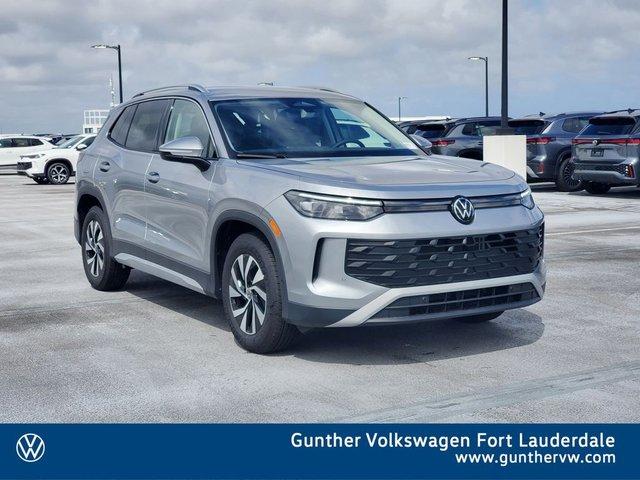 Volkswagen Tiguan 2.0T S - View 1