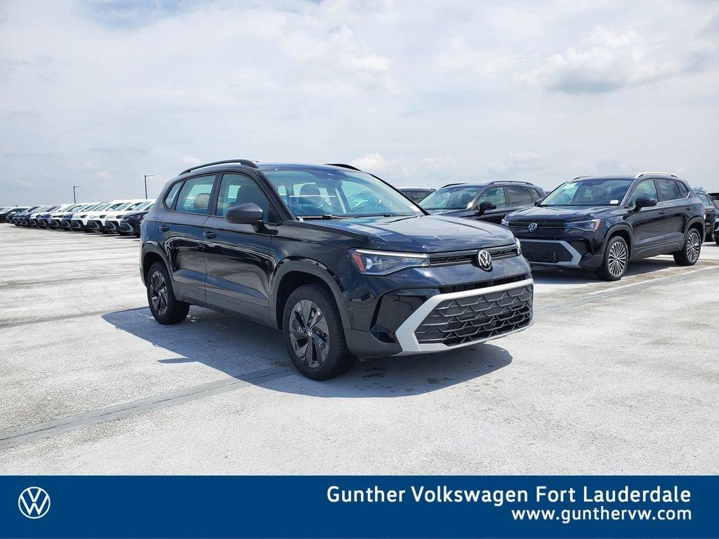 Volkswagen Taos 1.5T S - Thumbnail 2