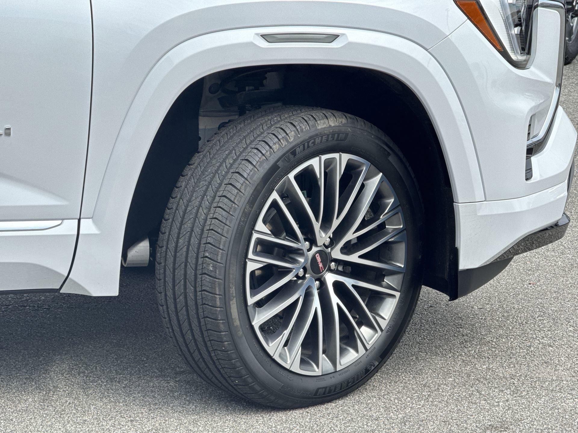 GMC Terrain Denali All Wheel Drive Suv - Thumbnail 11