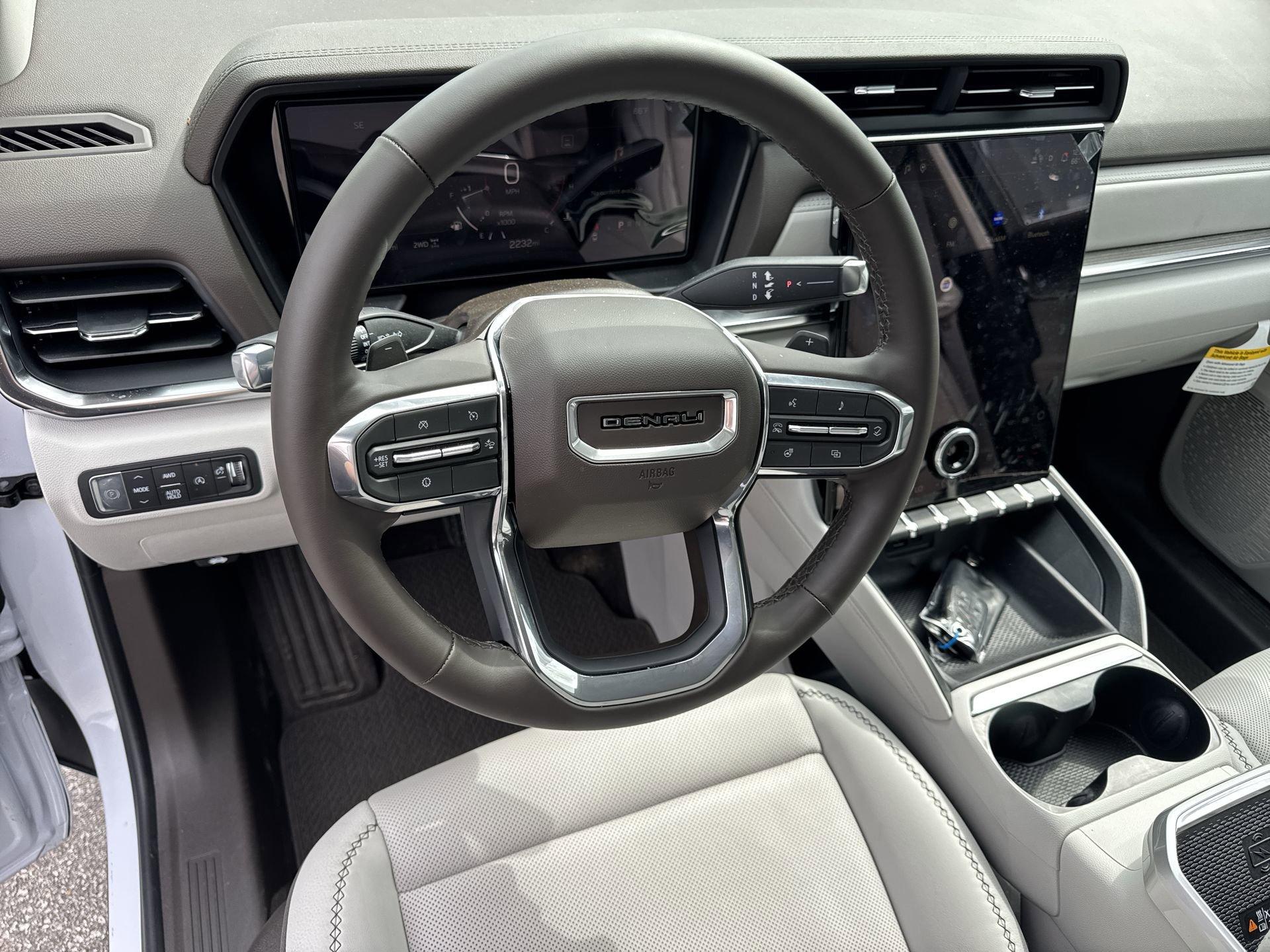 GMC Terrain Denali All Wheel Drive Suv - Thumbnail 17