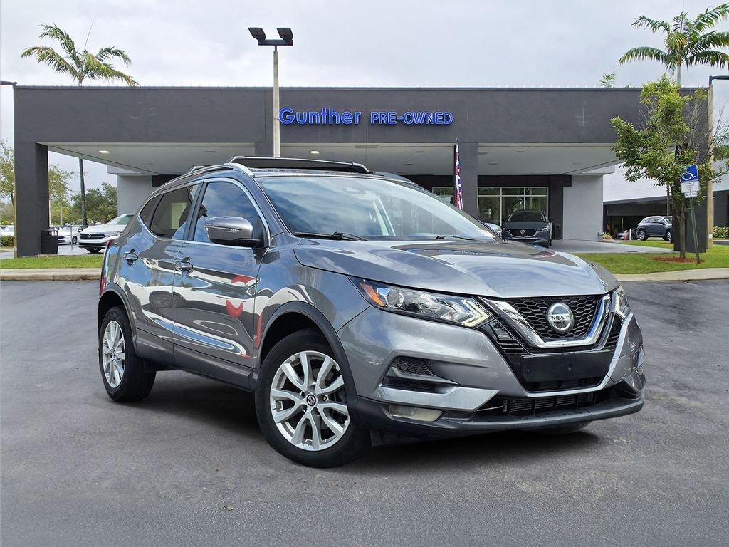 Nissan Rogue Sport Sv - Thumbnail 2