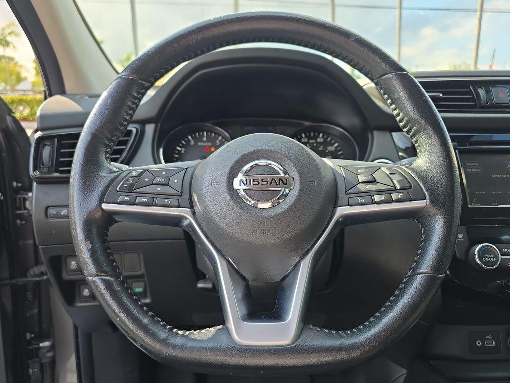 Nissan Rogue Sport Sv - Thumbnail 15