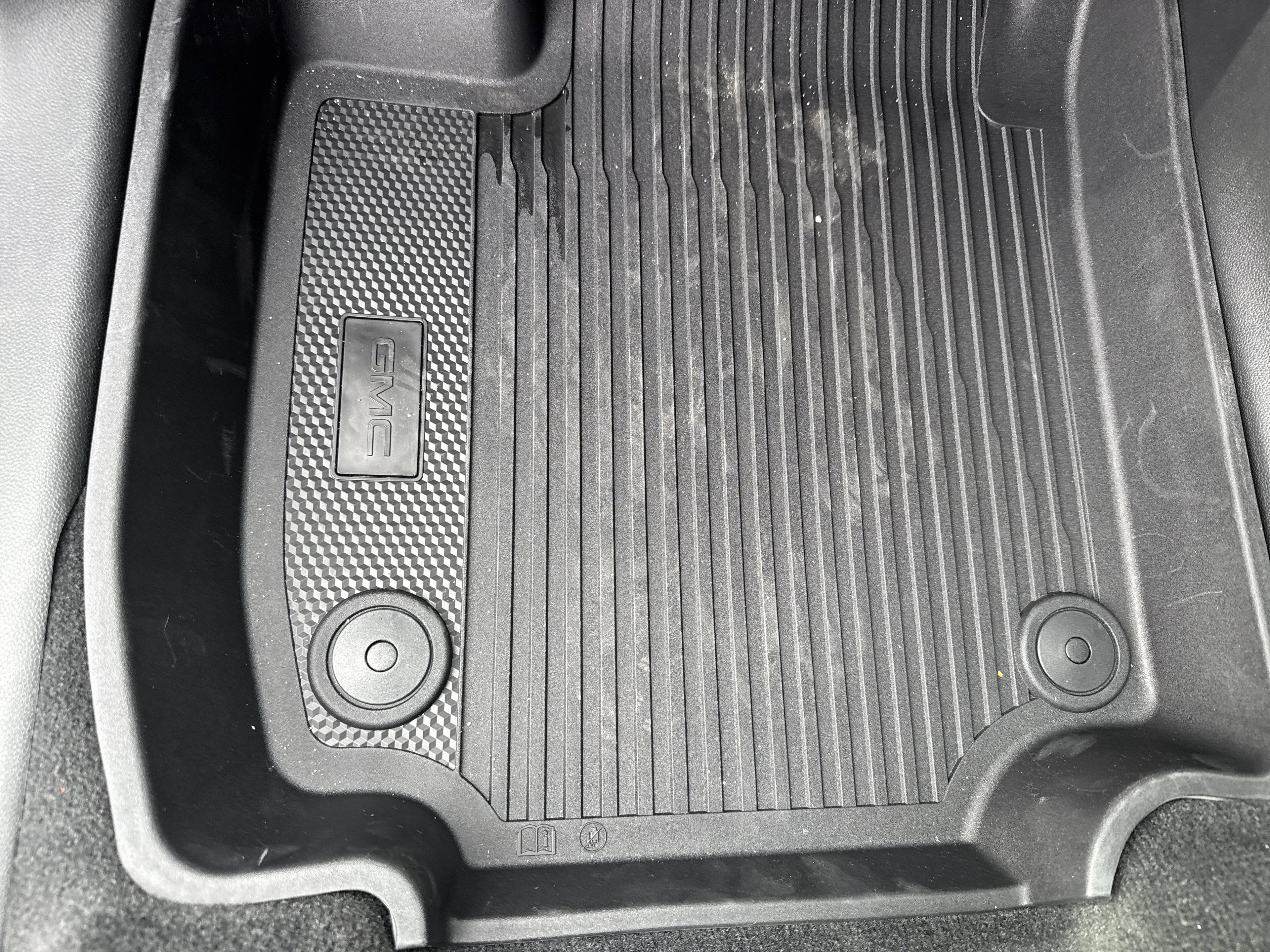 GMC Terrain Denali All Wheel Drive Suv - Thumbnail 15