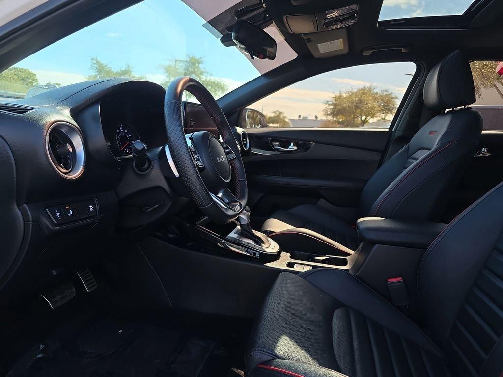 Kia Forte Gt With Navigation - Thumbnail 13