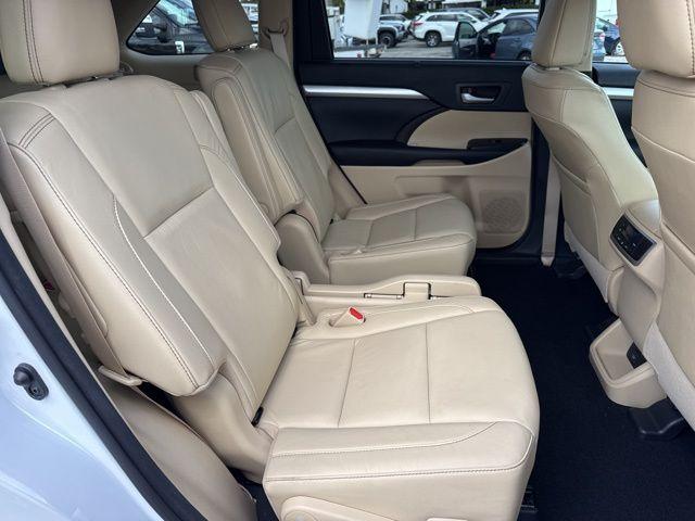 Toyota Highlander Se In Hollywood Fl | 5Tdkzrfh2Hs512268 | Toyota Of Hollywood'S Amazinn Used Cars - Thumbnail 14