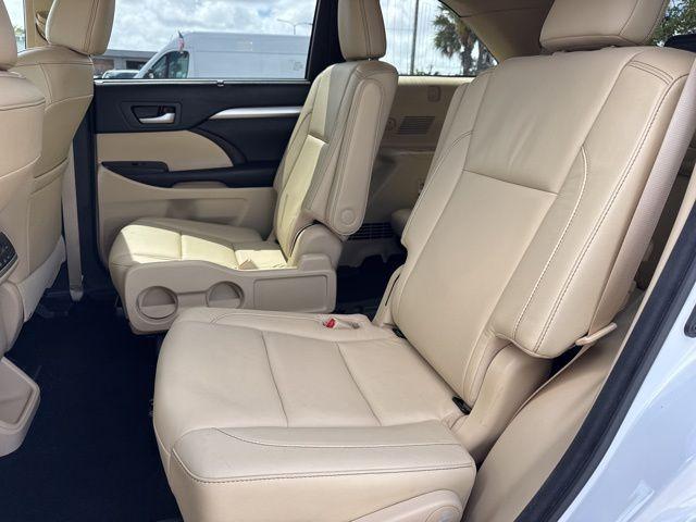 Toyota Highlander Se In Hollywood Fl | 5Tdkzrfh2Hs512268 | Toyota Of Hollywood'S Amazinn Used Cars - Thumbnail 12