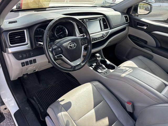 Toyota Highlander Xle In Hollywood Fl | 5Tdjzrfh6Hs516108 | Toyota Of Hollywood'S Amazinn Used Cars - Thumbnail 10