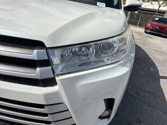 Toyota Highlander Xle In Hollywood Fl | 5Tdjzrfh6Hs516108 | Toyota Of Hollywood'S Amazinn Used Cars - Thumbnail 9