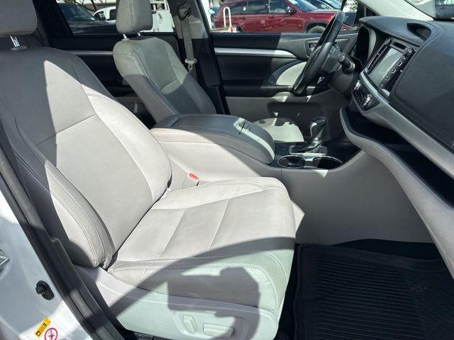 Toyota Highlander Xle In Hollywood Fl | 5Tdjzrfh6Hs516108 | Toyota Of Hollywood'S Amazinn Used Cars - Thumbnail 15