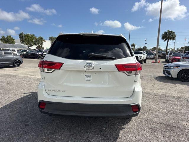 Toyota Highlander Xle In Hollywood Fl | 5Tdjzrfh6Hs516108 | Toyota Of Hollywood'S Amazinn Used Cars - Thumbnail 4