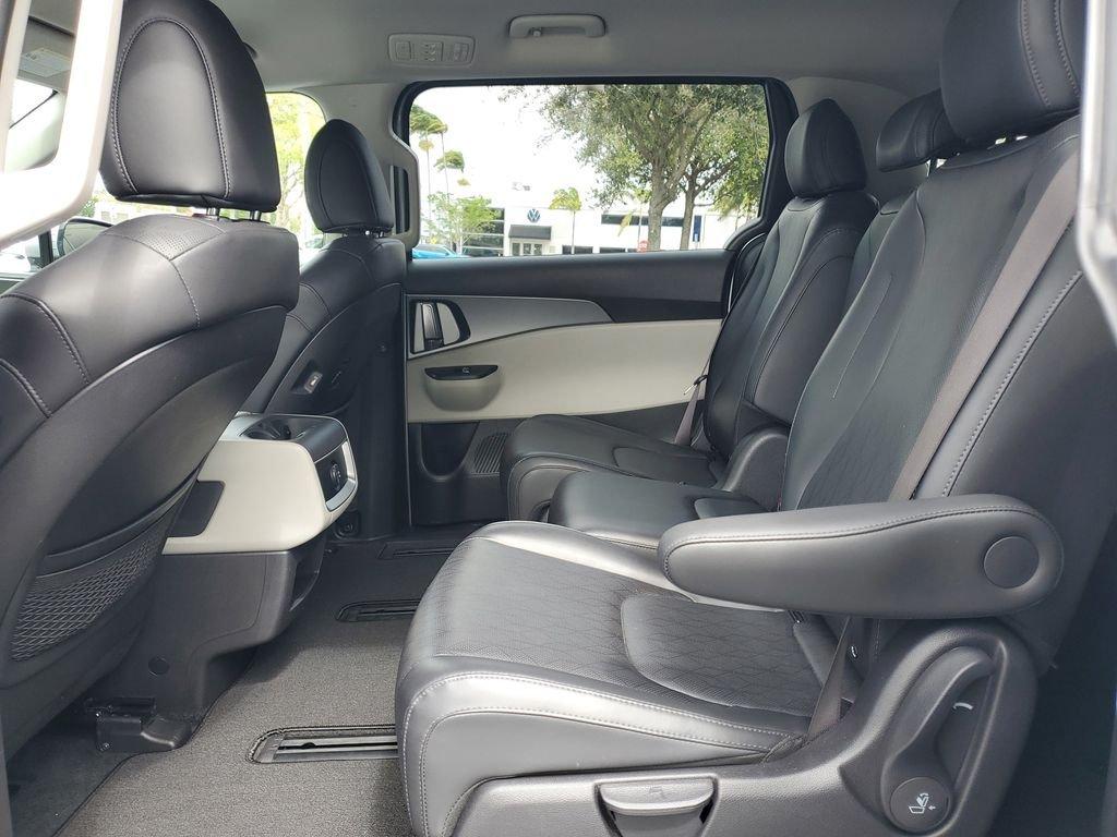 Kia Carnival Lx - Thumbnail 8