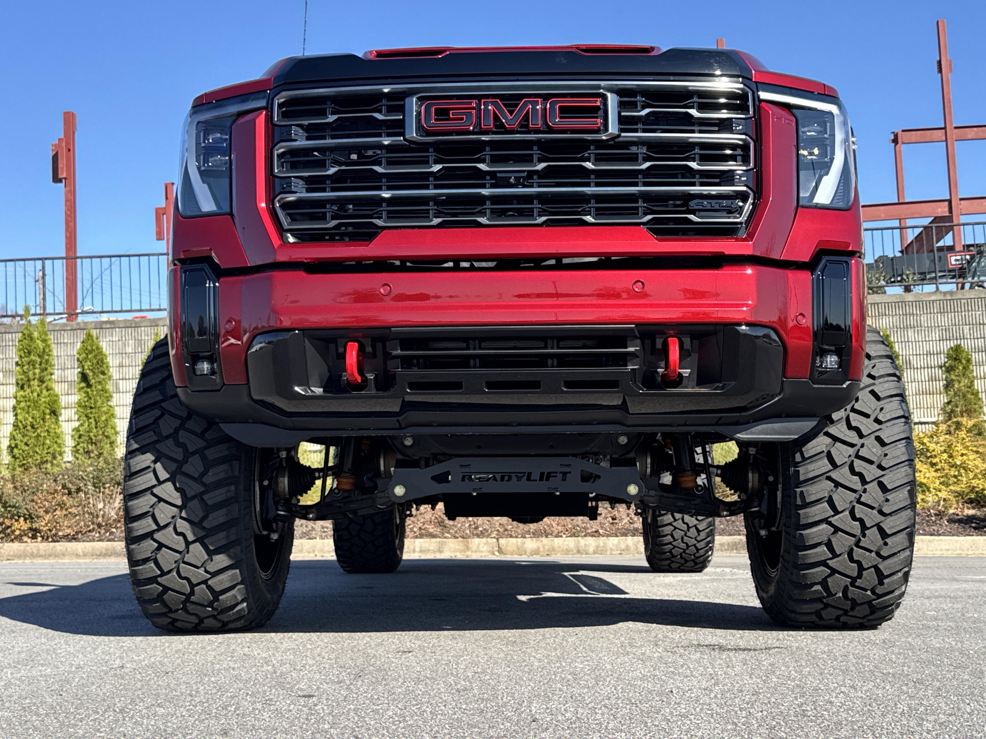 GMC Sierra 2500 Hd At4 Four Wheel Drive Crew Cab - Thumbnail 2