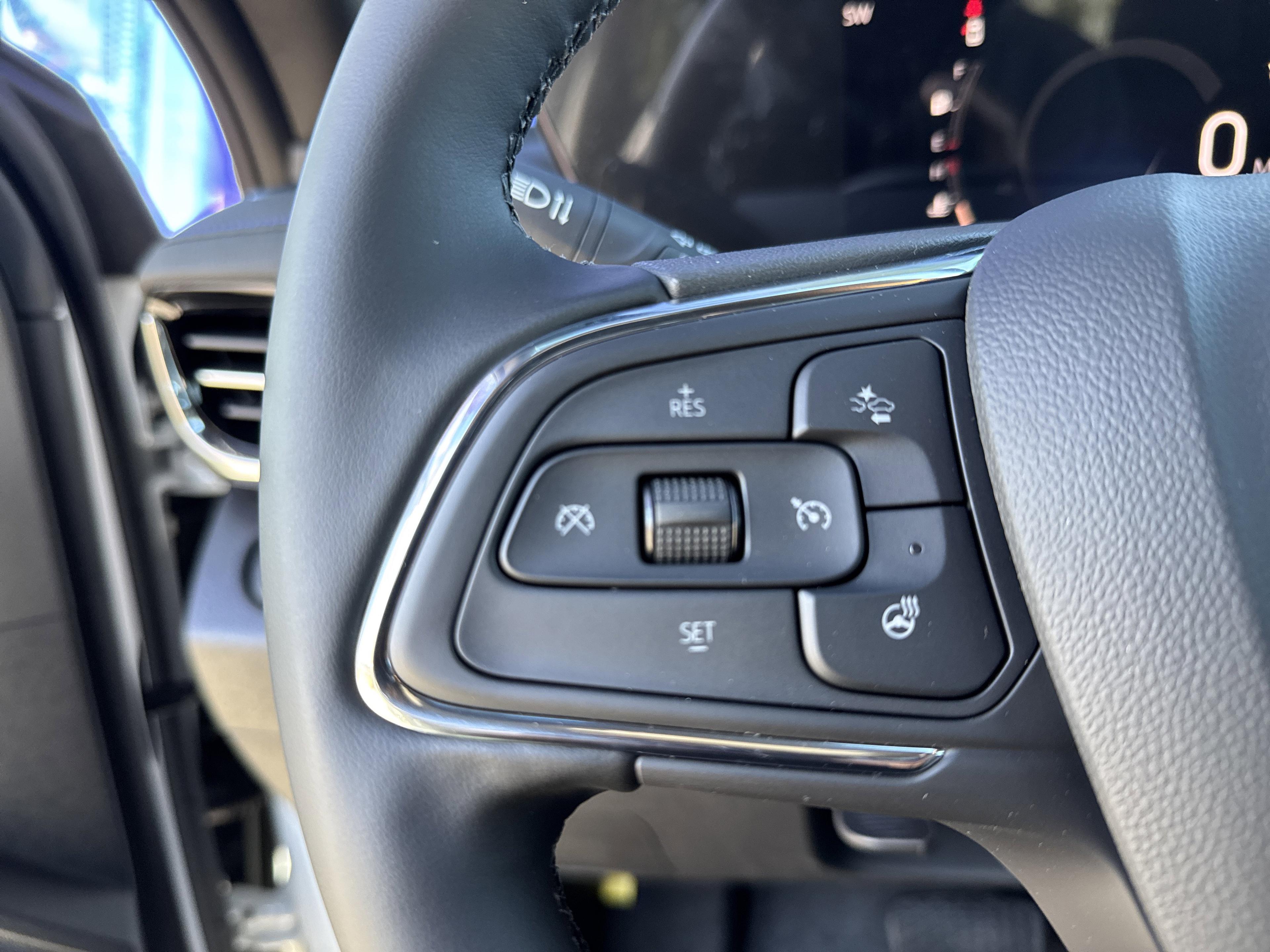 Buick Envista Sport Touring Front Wheel Drive Suv - Thumbnail 17