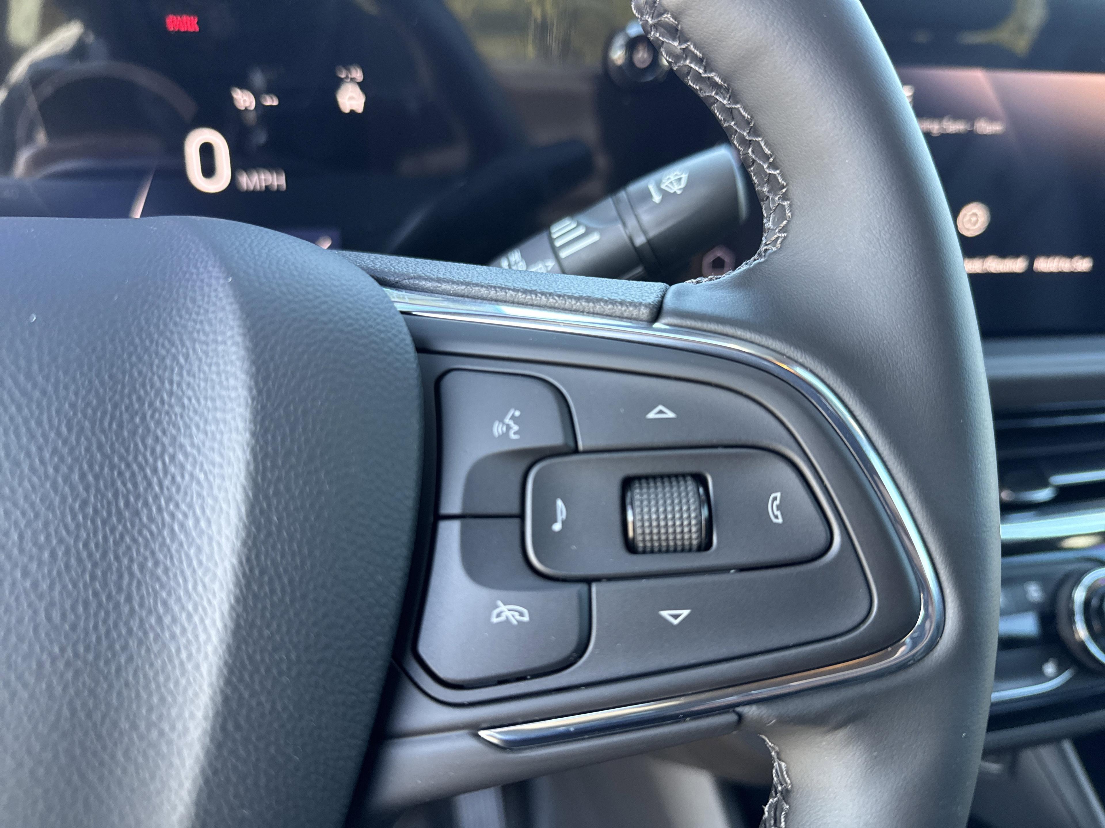 Buick Envista Sport Touring Front Wheel Drive Suv - Thumbnail 18