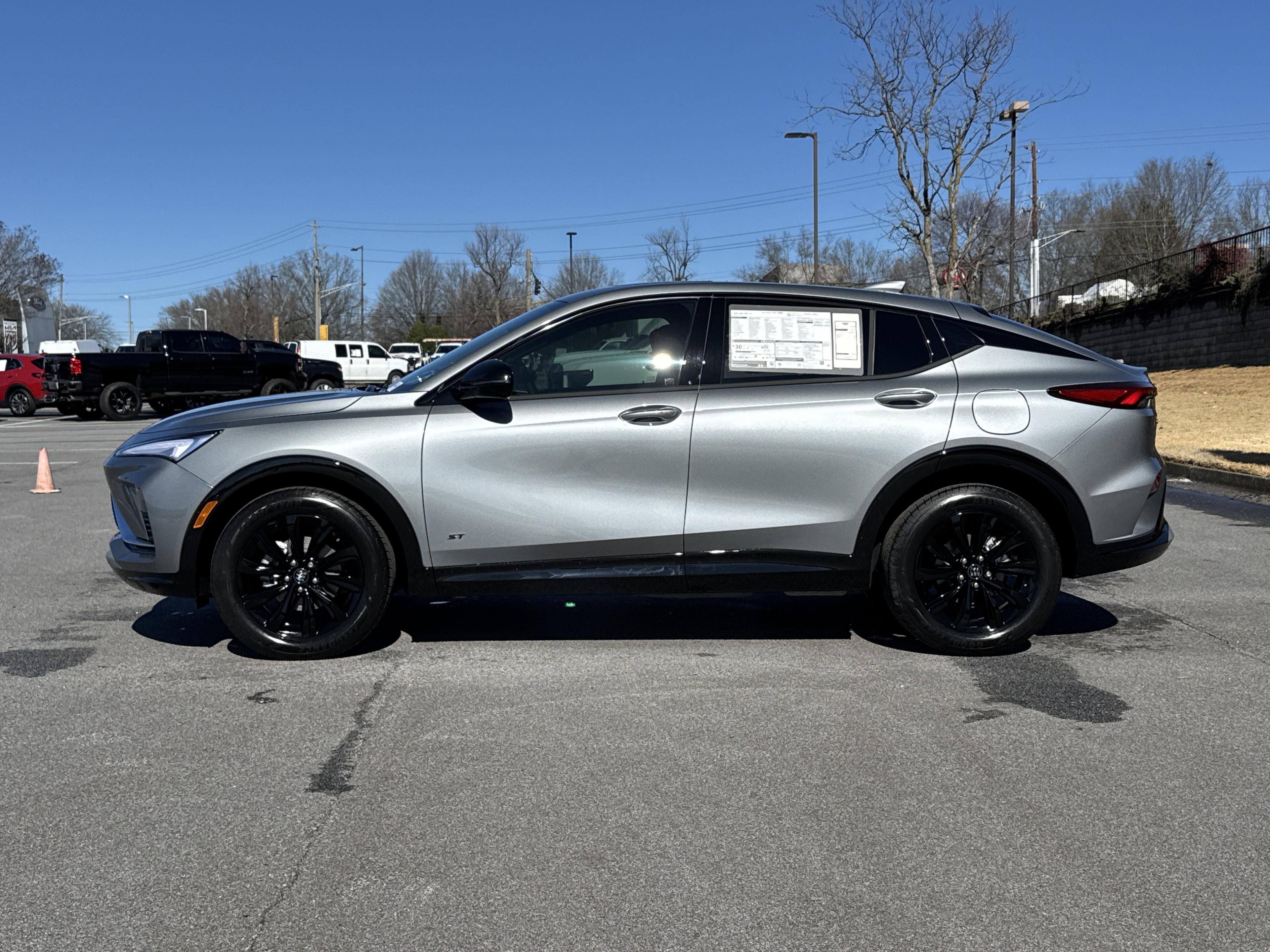 Buick Envista Sport Touring Front Wheel Drive Suv - Thumbnail 6