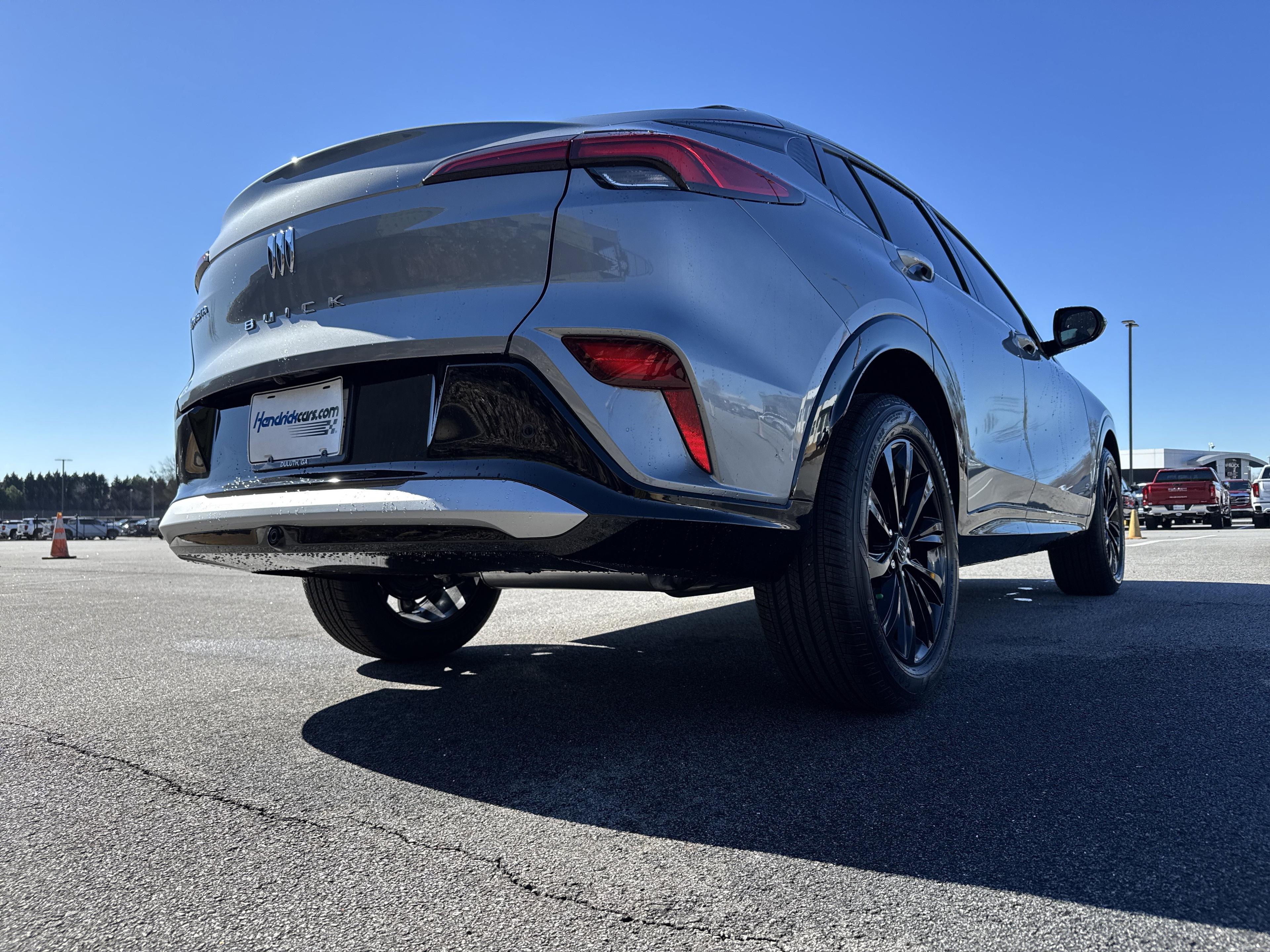 Buick Envista Sport Touring Front Wheel Drive Suv - Thumbnail 9