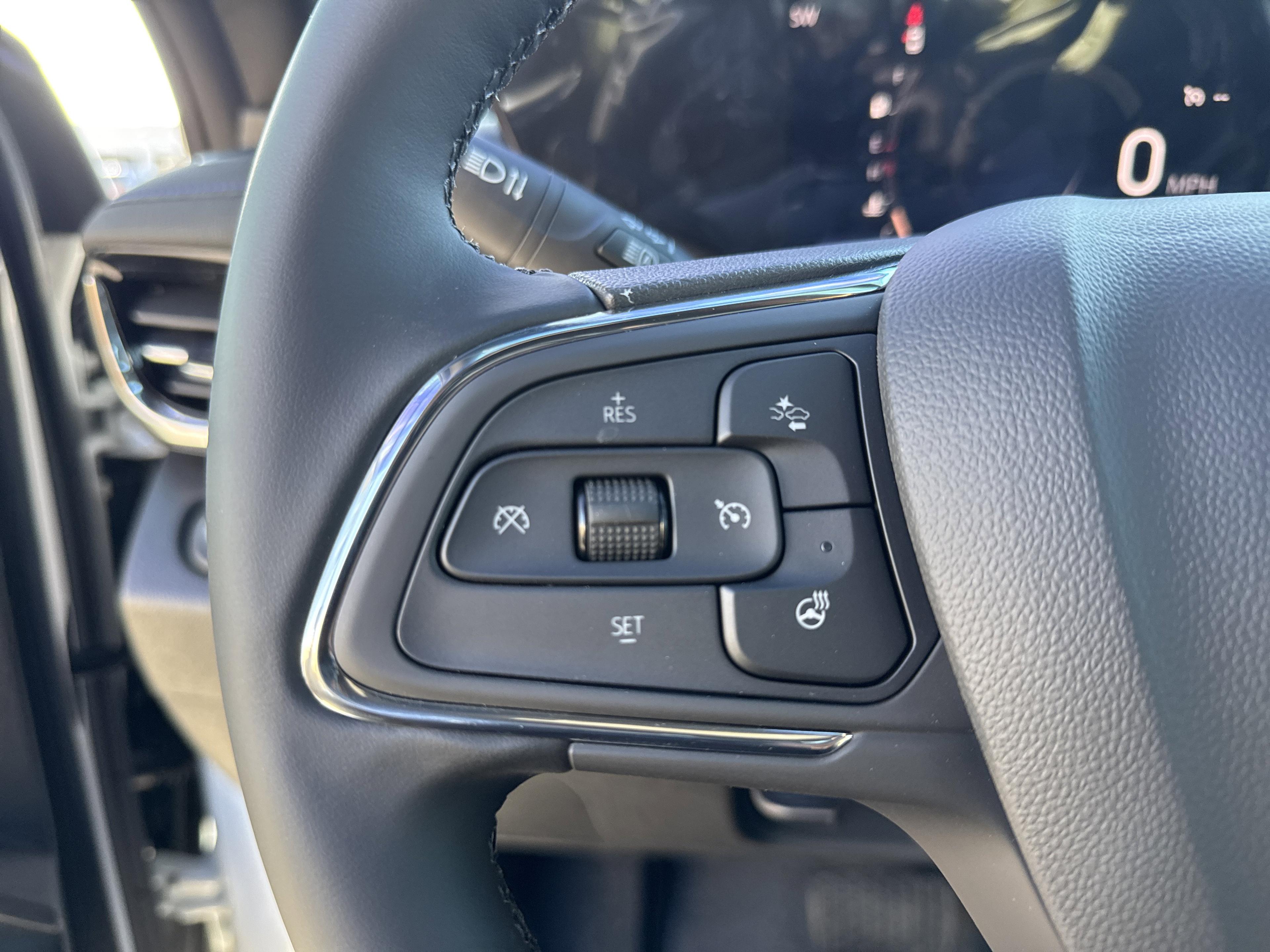 Buick Envista Sport Touring Front Wheel Drive Suv - Thumbnail 17