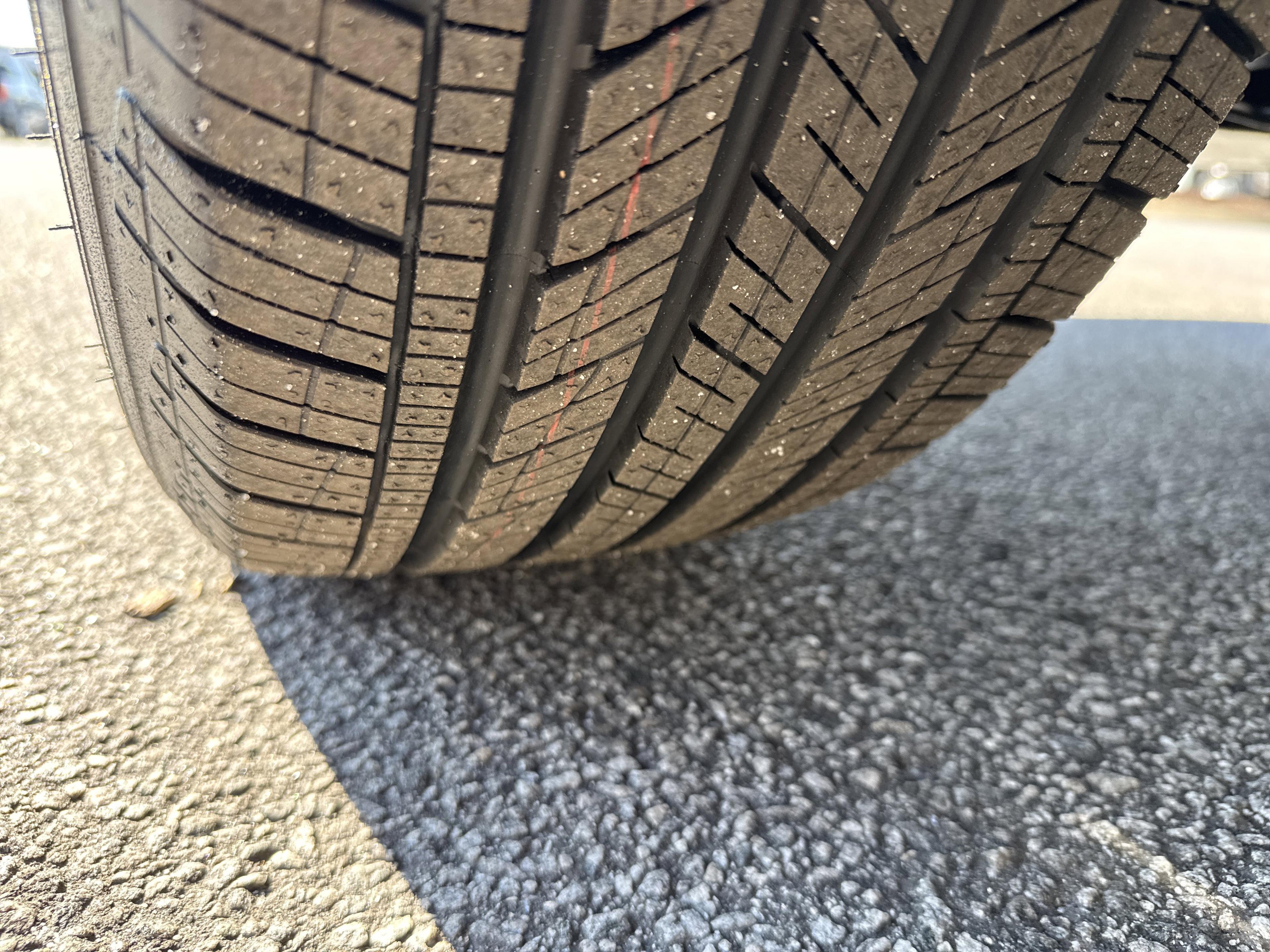 Buick Envista Sport Touring Front Wheel Drive Suv - Thumbnail 11